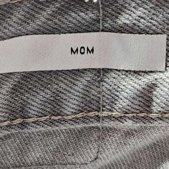 Pull & Bear Mom Jeans Womens Size 2 High Rise Light Gray Denim Pants - Picture 5 of 5